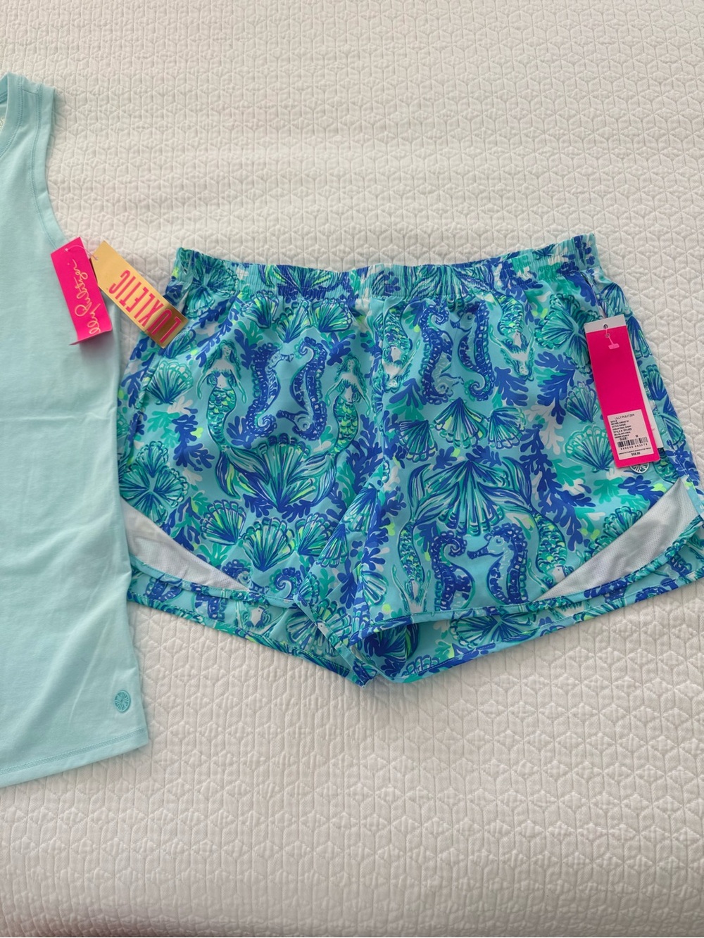 S- Lilly Pulitzer Seafoam Racerback Tank and M- Ocean Trail Shorts - Picture 3 of 12